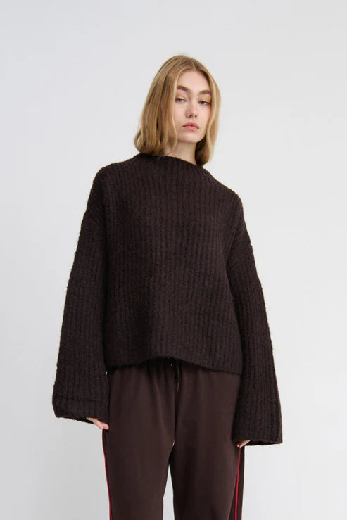 Mael London Knit Chocolate