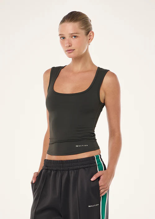 PE Nation Refine Scoop Tank Smokestone